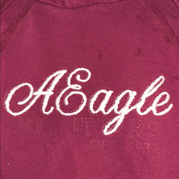 American eagle burgundy sweater! - Picture 2 of 3